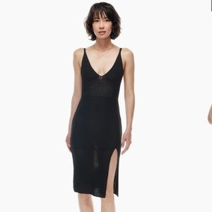 Aritzia evie v-neck dress- black